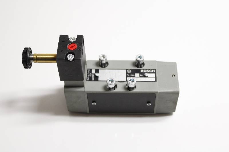 BOSCH 0820024990 NSNBC01 - DIRECTIONAL VALVE