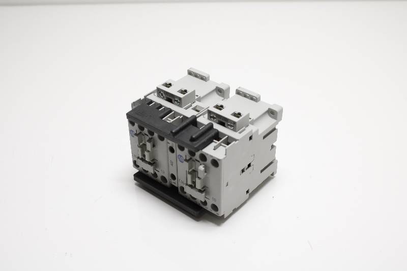 ALLEN-BRADLEY 104-C16D22 SER C NSNB - CONTACTOR