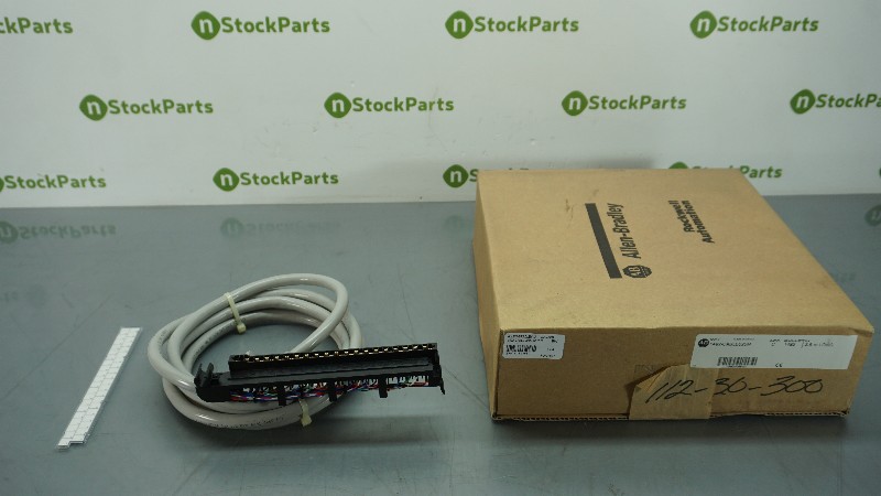 ALLEN-BRADLEY 1492-CABLE025M SER.C NSFBC7