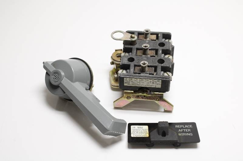 ALLEN-BRADLEY 1494R-N60 SER A MISSING PARTS NSMD