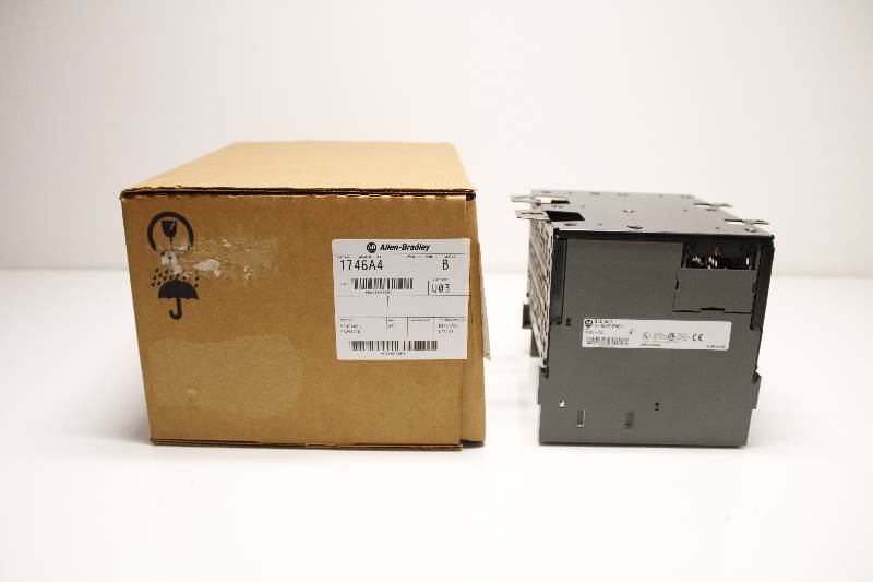 ALLEN-BRADLEY 1746-A4 SER B NSFBC01 - PLC