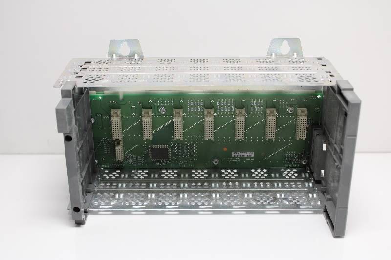 ALLEN-BRADLEY 1746-A7 SER B NSNBC01 - PLC
