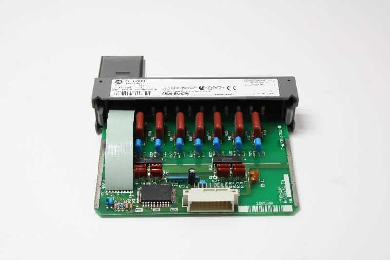 ALLEN-BRADLEY 1746-IA8 SER A MISSING PARTS NSMDC02 - PLC