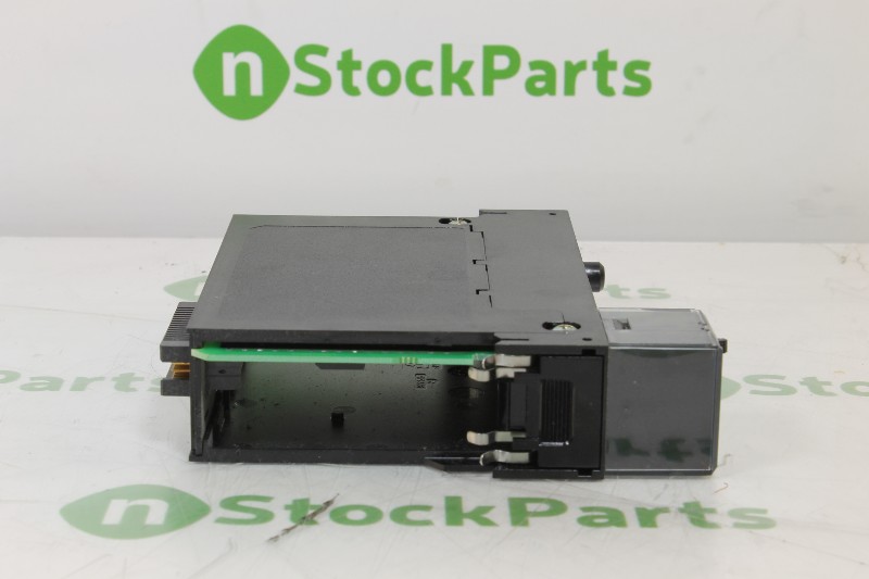 ALLEN-BRADLEY 1756-IB16 SER.A 96258875 B01 NSNB