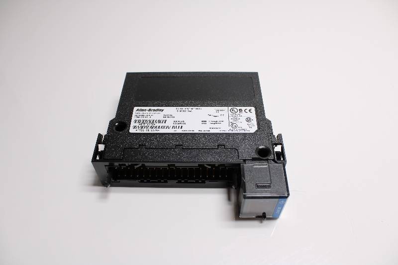 ALLEN-BRADLEY 1756-IB16I SER A NSNBC01 - PLC