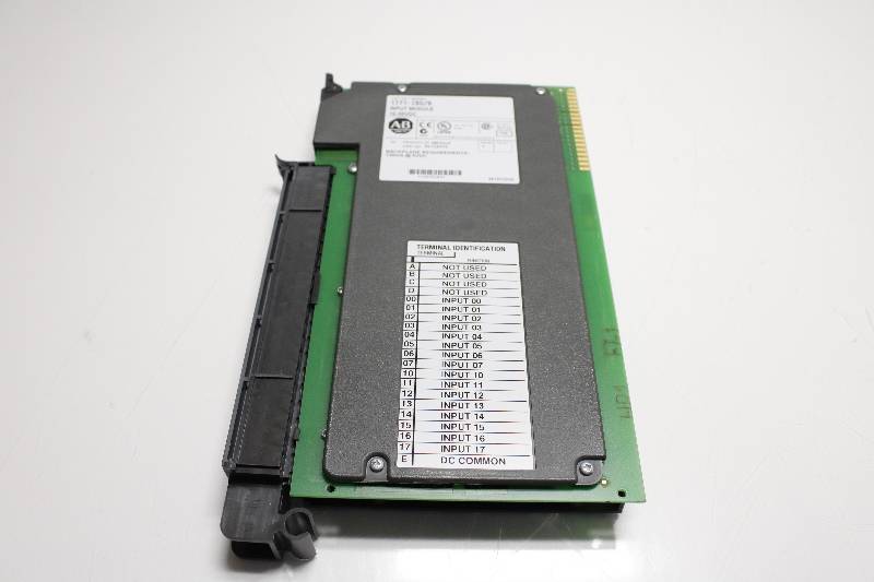 ALLEN-BRADLEY 1771-IBD SER B NSNBC01 - PLC