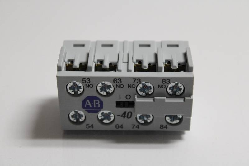 ALLEN-BRADLEY 195-MA40 SER A NSNBC01 - CONTACTOR