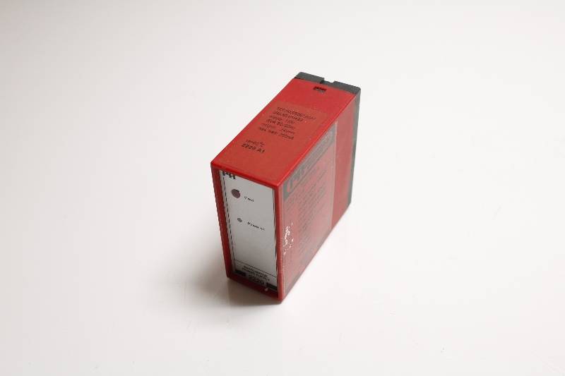 PR ELECTRONICS 2220 A1 NSNBC02 - RELAY