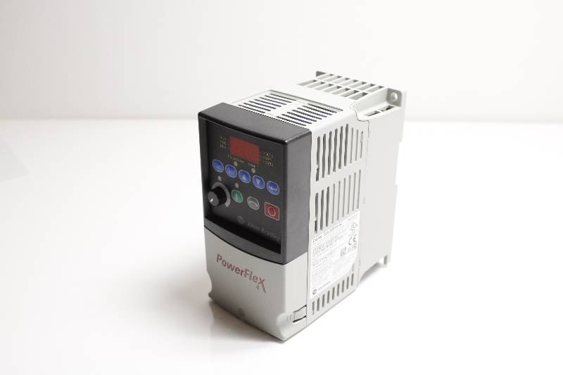 ALLEN-BRADLEY 22A-D2P3N104 SER A NSNBC01