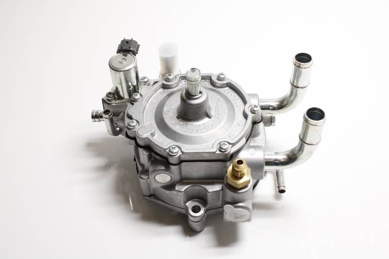 TOYOTA 23570-U2230-71 NSNBC01 - REGULATOR VALVE