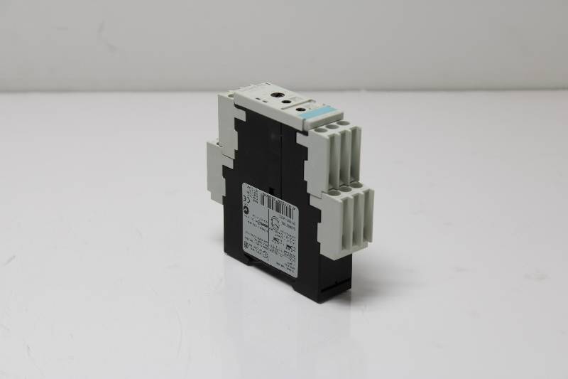 SIEMENS 3RP1505-1AQ30 MISSING PARTS NSMD - RELAY
