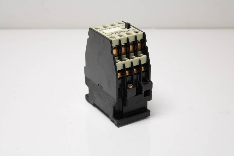 SIEMENS 3TH8280-0AN1 NSNB - RELAY
