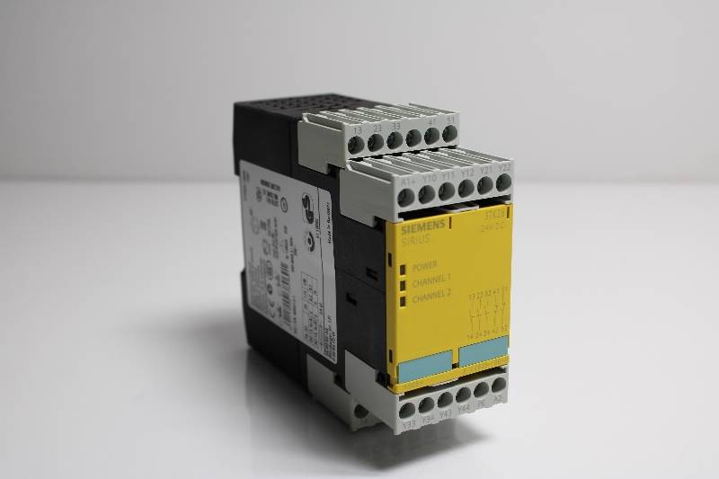 SIEMENS 3TK2825-1BB40 NSNBC01 - RELAY