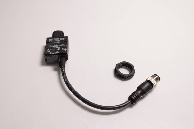 ALLEN-BRADLEY 42KL-D1LBQ-F4 SER B NSNBC01