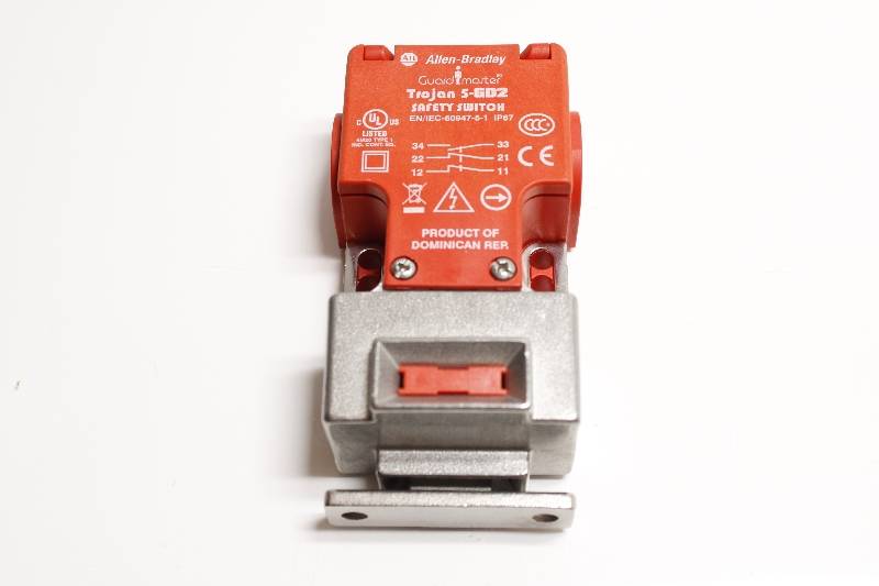 ALLEN-BRADLEY 440K-T11336 SER B NSNBC02 - SAFETY SWITCH