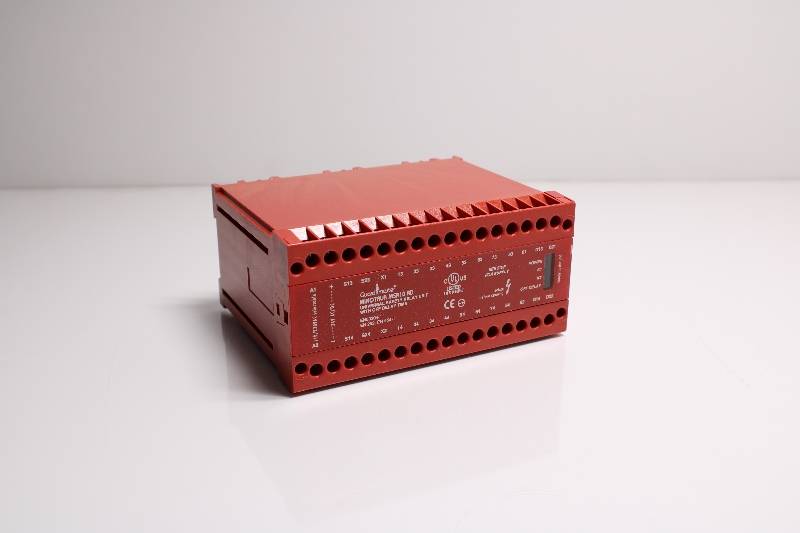 ALLEN-BRADLEY 440R-G23029 SER A NSNBC01 - RELAY