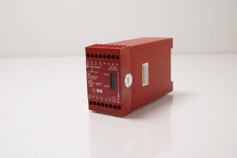 ALLEN-BRADLEY 440-S07139 SER A NSNBC01 - RELAY
