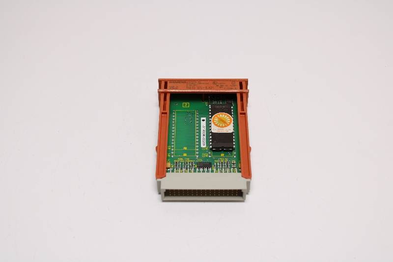 SIEMENS 6ES5 375-1LA21 NSNBC02 - PLC