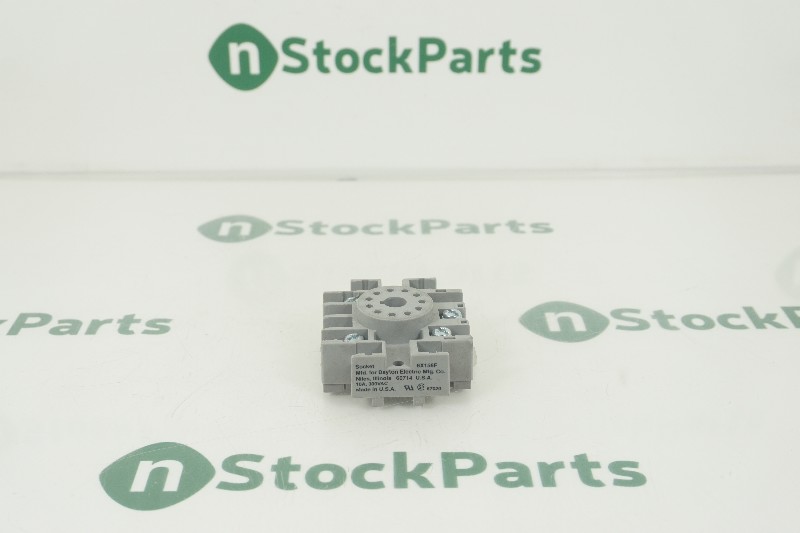 DAYTON 6X156F SOCKET 10 AMP 300 VAC NSNB