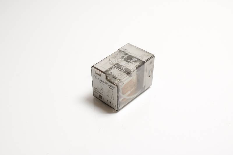 ALLEN-BRADLEY 700-HA32A1-4 SER D NSNB - RELAY