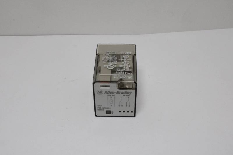 ALLEN-BRADLEY 700-HA32A1 SER D NSNBC01 - RELAY