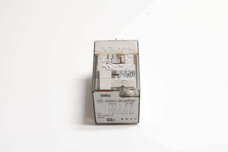 ALLEN-BRADLEY 700-HA33Z12 NSNBC02 - RELAY