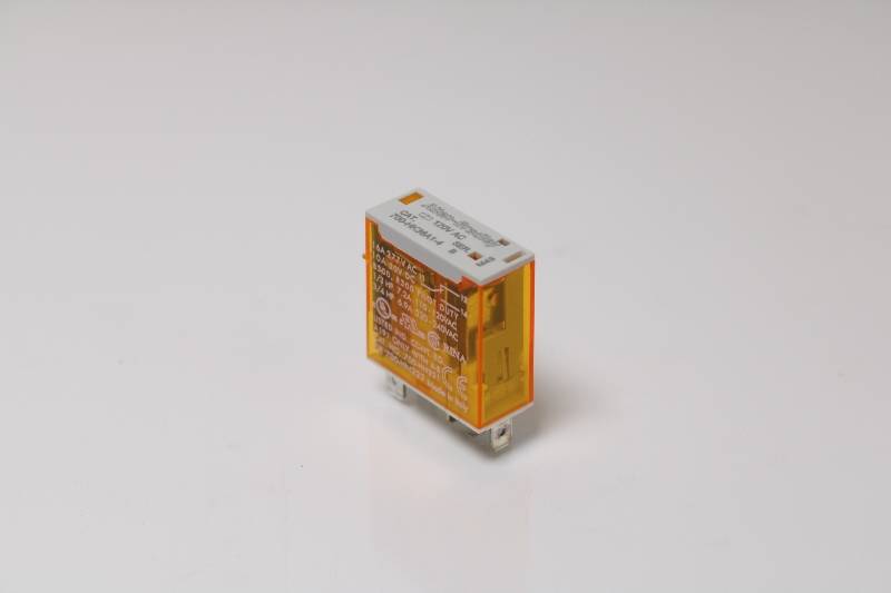 ALLEN-BRADLEY 700-HK36A1-4 SER B NSNBC02 - RELAY