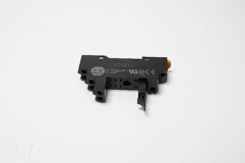 ALLEN-BRADLEY 700-HN122 SER A NSNBC01 - RELAY