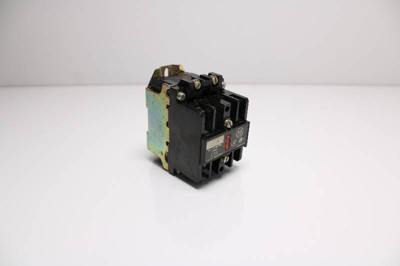 ALLEN-BRADLEY 700-N200A1 SER C NSNBC01 - RELAY