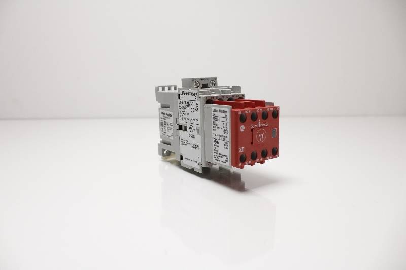 ALLEN-BRADLEY 700S-CF620EJC SER A NSNBC01 - RELAY