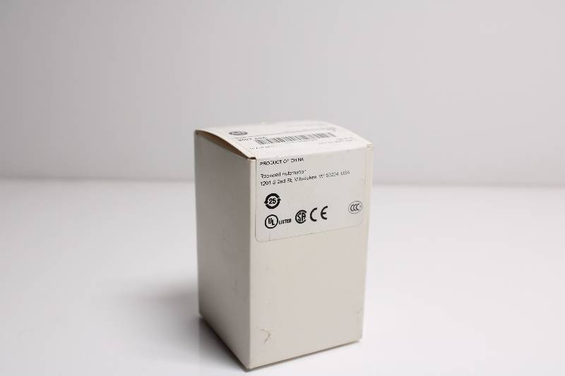 ALLEN-BRADLEY 800T-A9A SER T NSFBC01