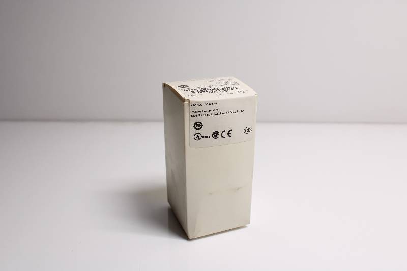 ALLEN-BRADLEY 800T-FXNP16RA7 SER T NSFBC01