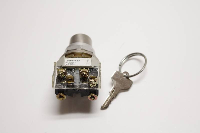 ALLEN-BRADLEY 800T-H33 MISSING PARTS SER T NSMDC01