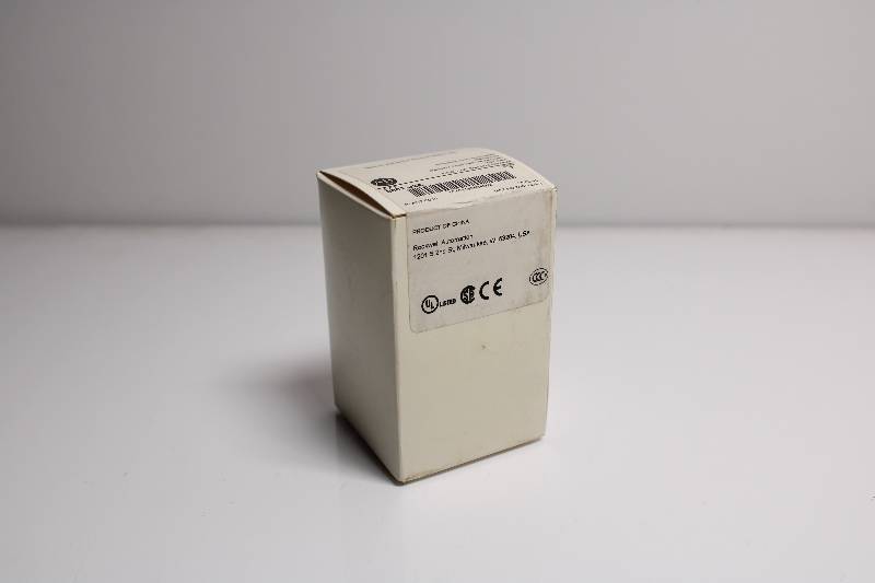 ALLEN-BRADLEY 800T-J2A SER T NSFBC01