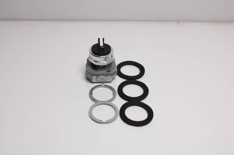 ALLEN-BRADLEY 800T-J5 SER T NSNBC01