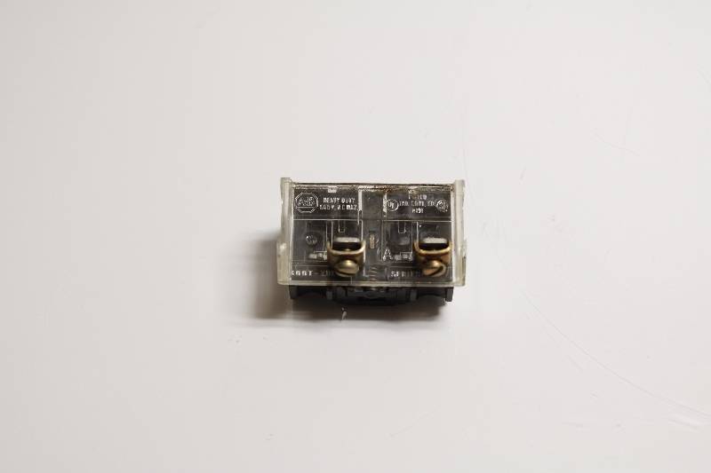 ALLEN-BRADLEY 800T-XD1 SER C MISSING PARTS NSMD