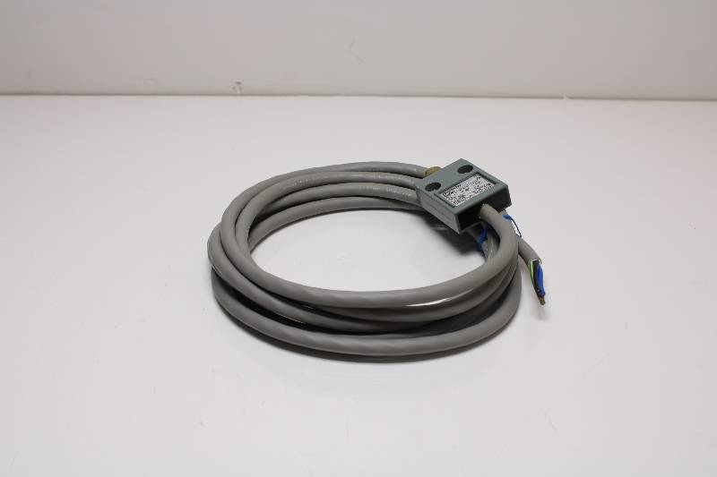 ALLEN-BRADLEY 802B-CSADXSXC3 SER A NSNB - LIMIT SWITCH