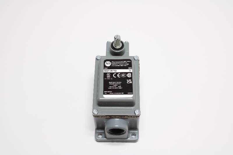 ALLEN-BRADLEY 802T-R7TD SER 2 NSNBC01 - LIMIT SWITCH