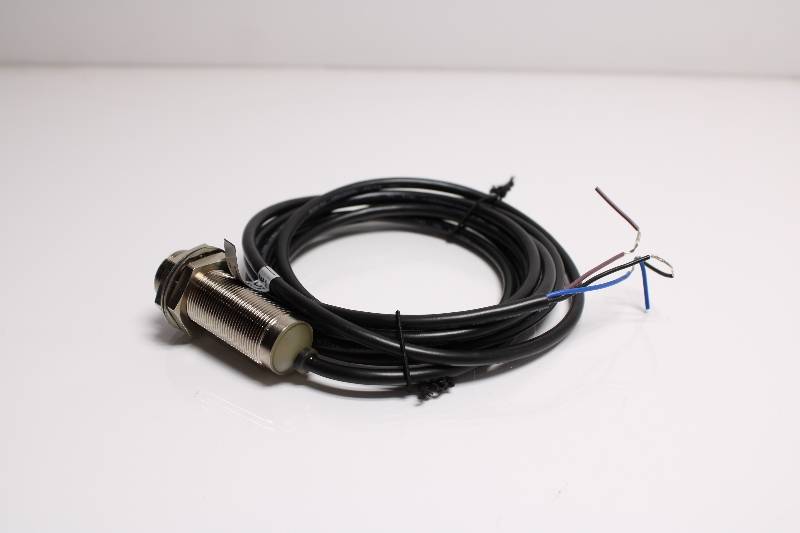 ALLEN-BRADLEY 872C-D5NN18-E2 SER D NSNBC01