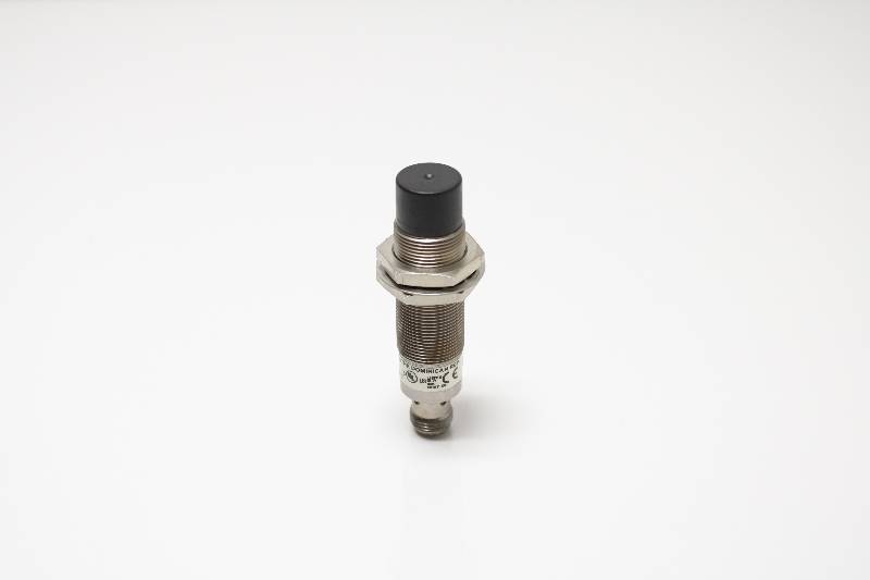 ALLEN-BRADLEY 872C-D8NE18-D4 SER C NSNBC01