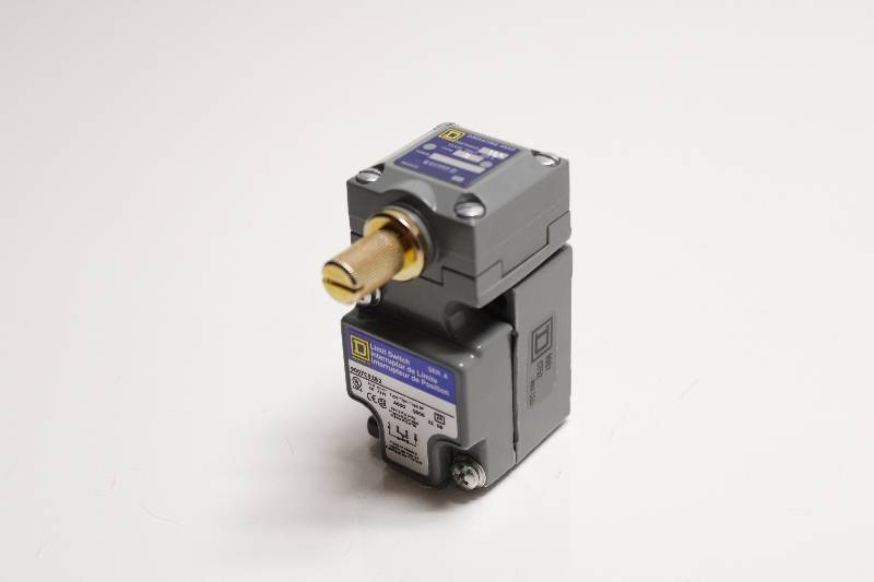 SQUARE-D 9007C52B2 NSNB - LIMIT SWITCH