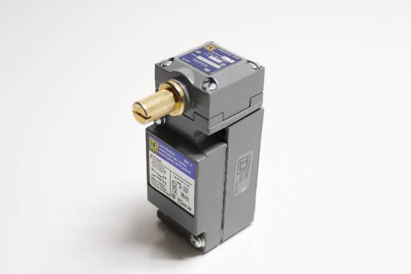 SQUARE-D 9007C54C NSNB - LIMIT SWITCH
