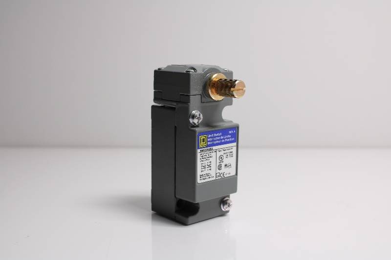 SQUARE-D 9007C62A2 NSNBC01 - LIMIT SWITCH