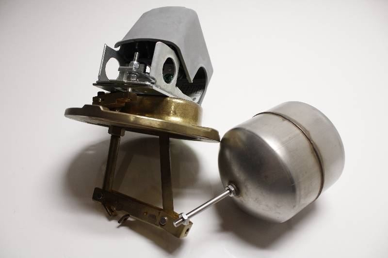 SQUARE-D 9037EG8R1F1 NSNBC01