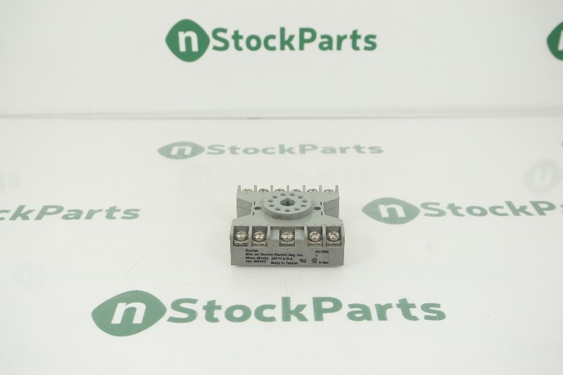 DAYTON 6X156F 10 AMP 300 VAC SOCKET NSNB