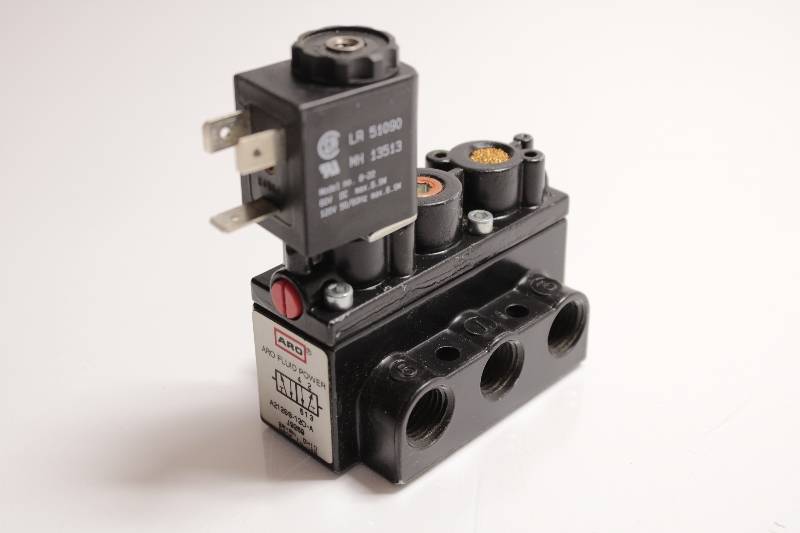 ARO A212SS-120-A NSNBC01 - FLOW CONTROL VALVE