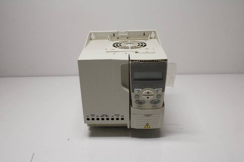 ABB ACS350-03U-12A5-4-J404 NSNBC01