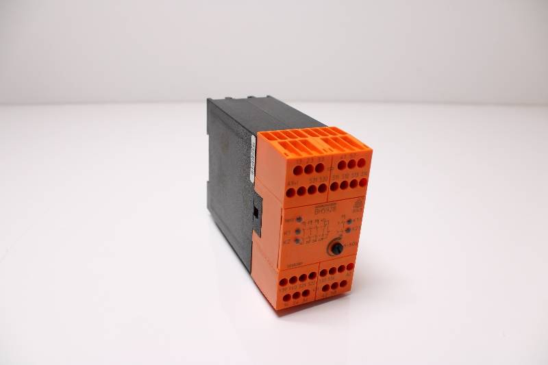 DOLD BH5928 NSNBC01 - RELAY