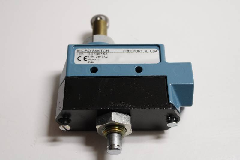 HONEYWELL BZE6-RQ8X2 NSNBC01 - LIMIT SWITCH