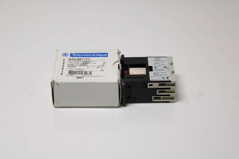 TELEMECANIQUE CA2SK11F7 NSFB - CONTACTOR